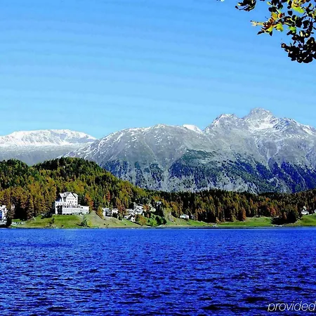 Waldhaus Am Готель