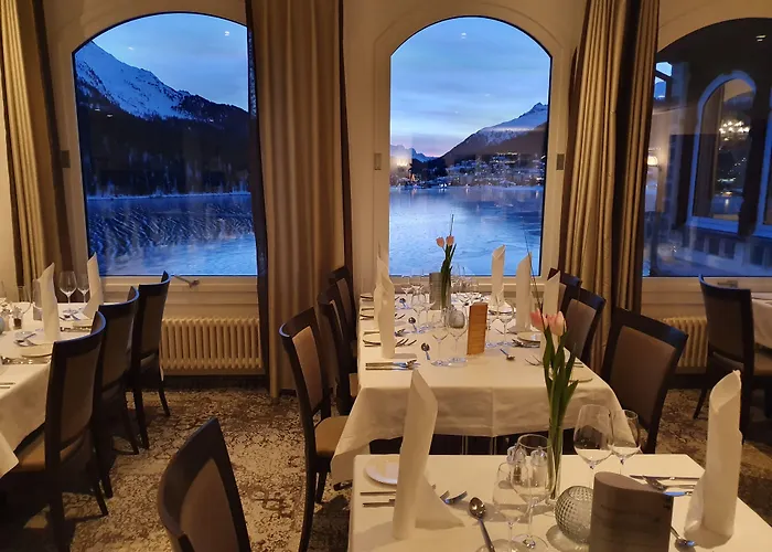 瓦尔德豪斯酒店